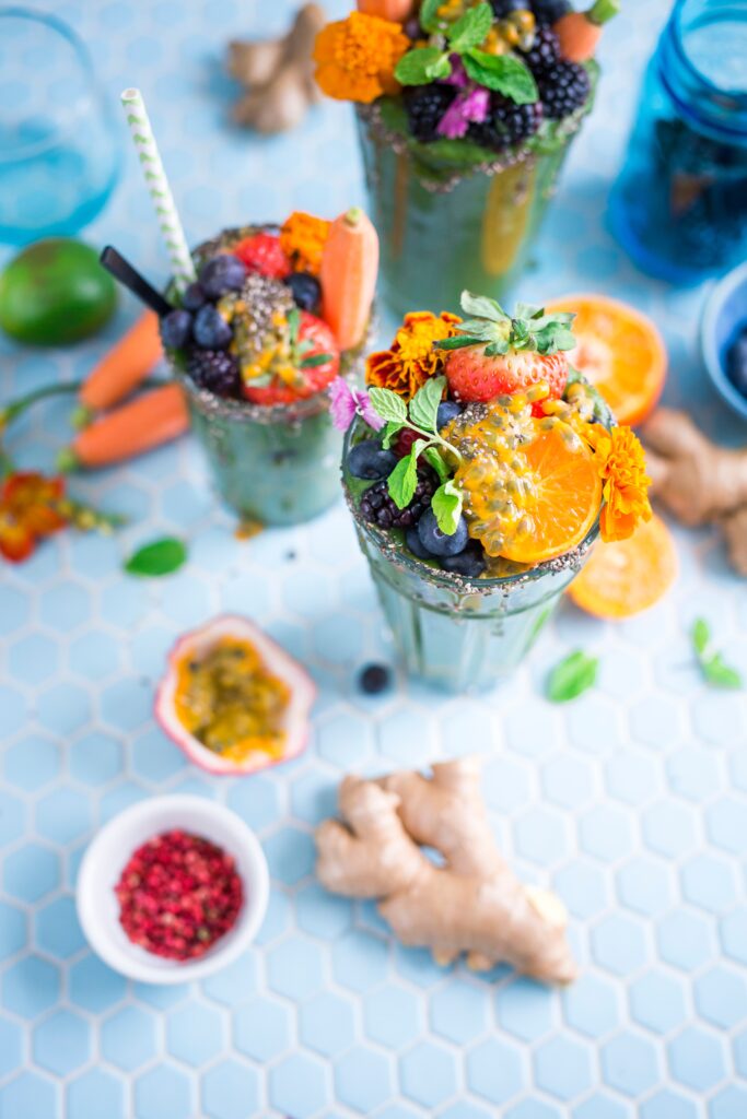 Image of smoothies made with healthy foods. Showing that food can help improve autoimmune disorders in the Chicago area. Dietary change is something that a functional medicine doctor in Orland Park, IL will suggest.